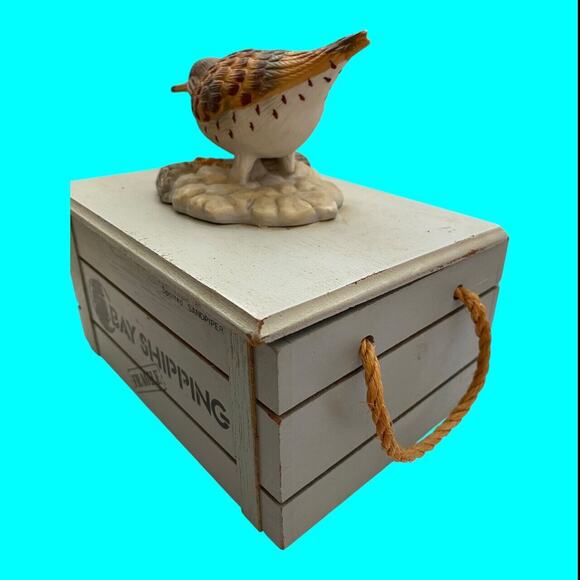 Wooden Trinket Box Marked Bay Shipping w/ Ceramic Spotted Sandpiper Bird on Top - Picture 8 of 14